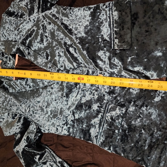 Crushed Velvet Teal jacket 😍 - Picture 3 of 6